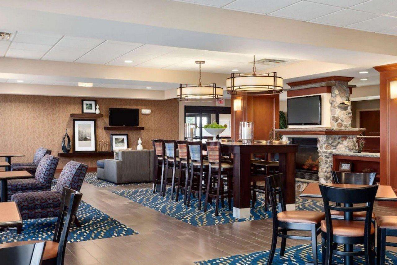 Hampton Inn Γουοτερτάουν Εξωτερικό φωτογραφία
