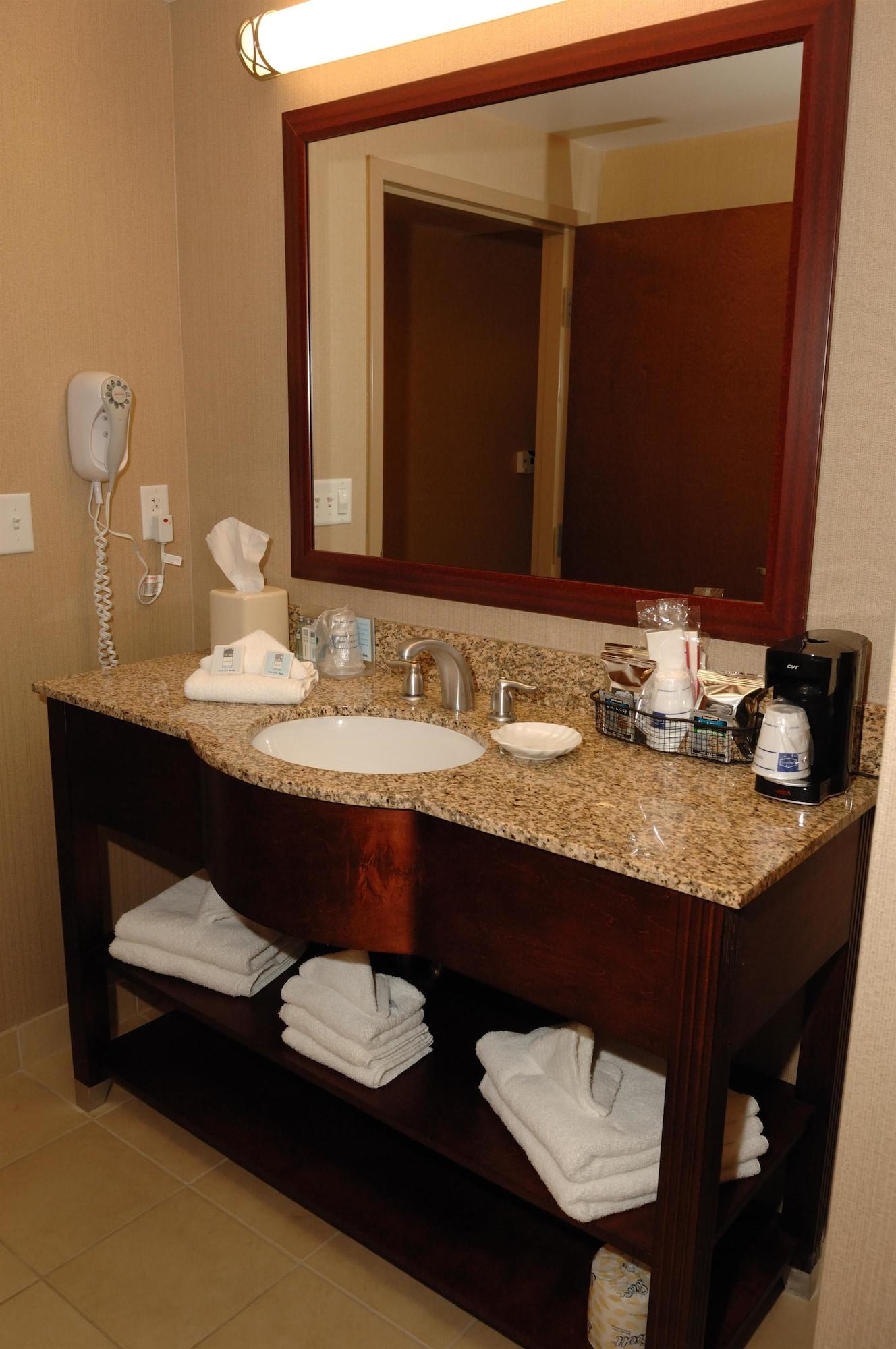 Hampton Inn Γουοτερτάουν Εξωτερικό φωτογραφία