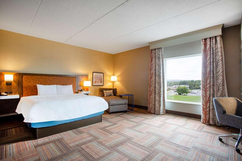 Hampton Inn Γουοτερτάουν Δωμάτιο φωτογραφία