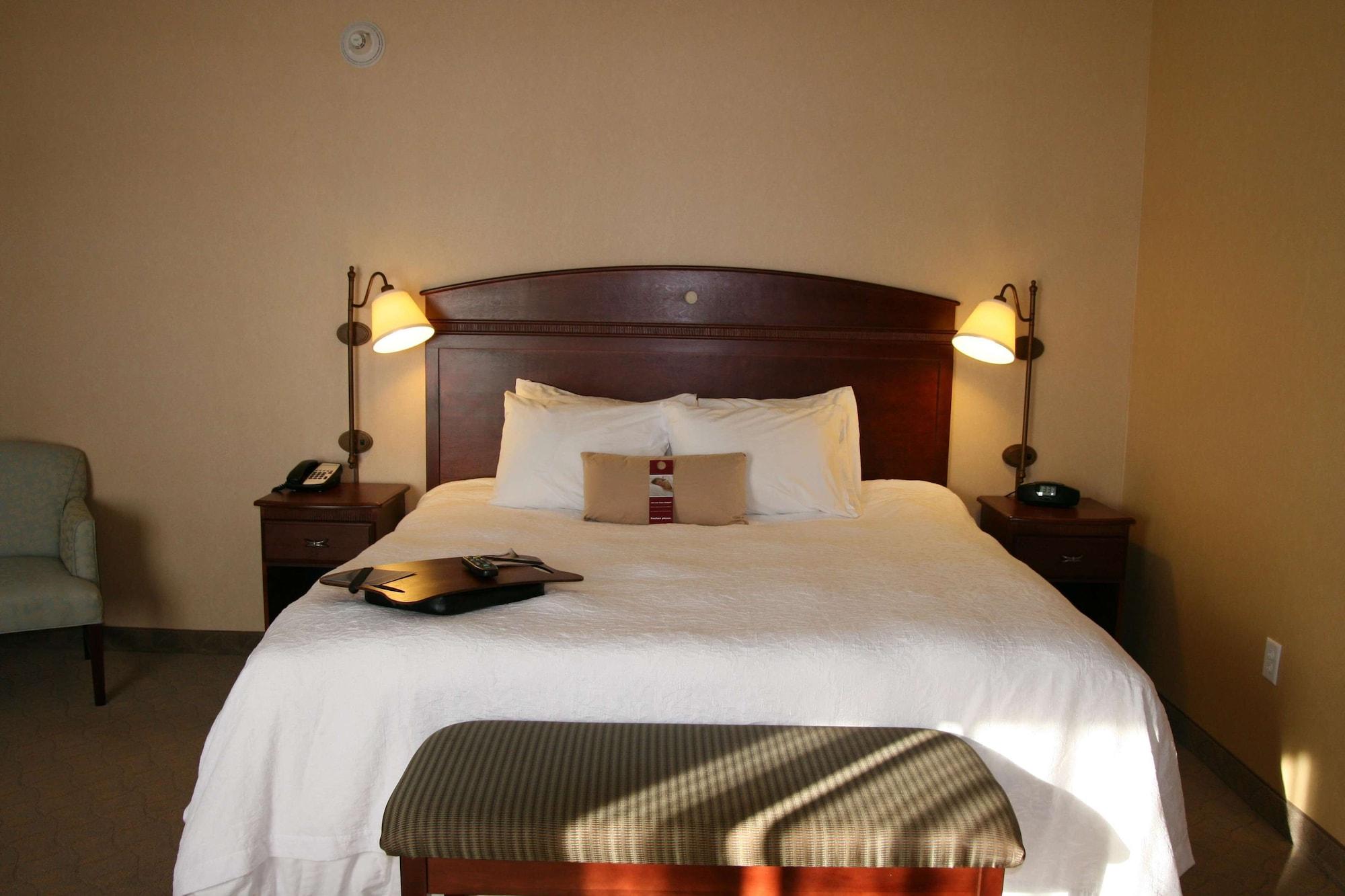 Hampton Inn Γουοτερτάουν Εξωτερικό φωτογραφία