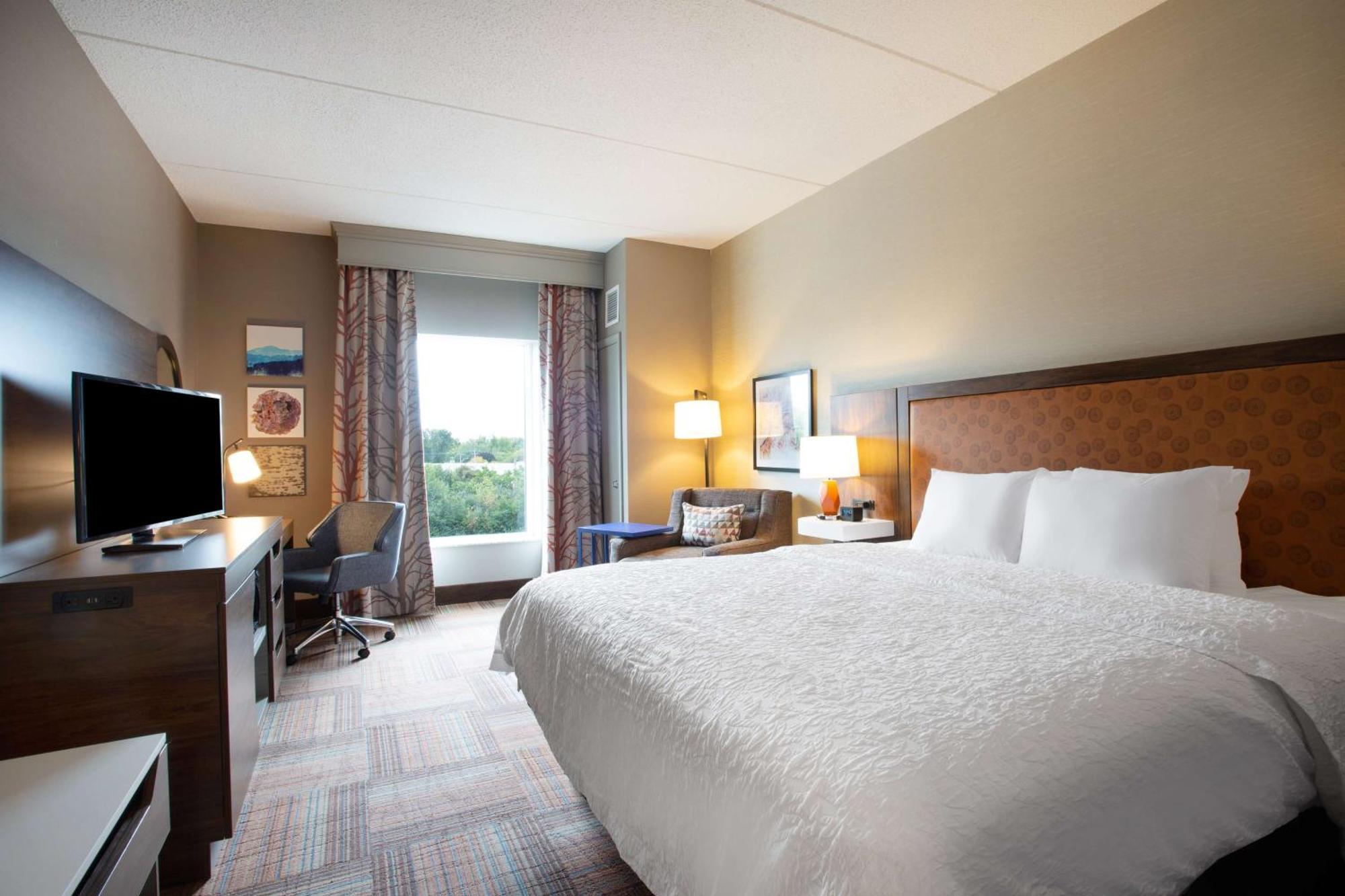 Hampton Inn Γουοτερτάουν Εξωτερικό φωτογραφία