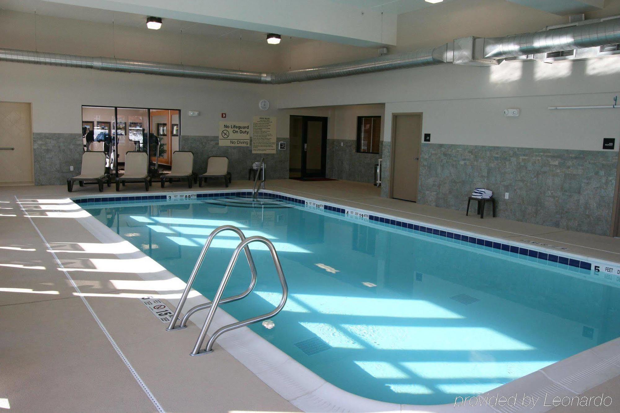 Hampton Inn Γουοτερτάουν Εξωτερικό φωτογραφία