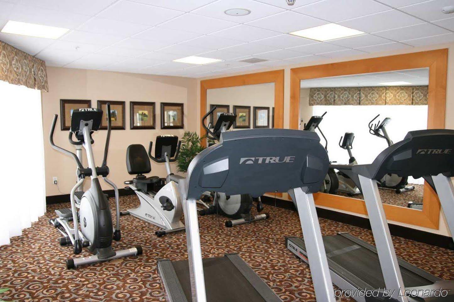 Hampton Inn Γουοτερτάουν Ανέσεις φωτογραφία