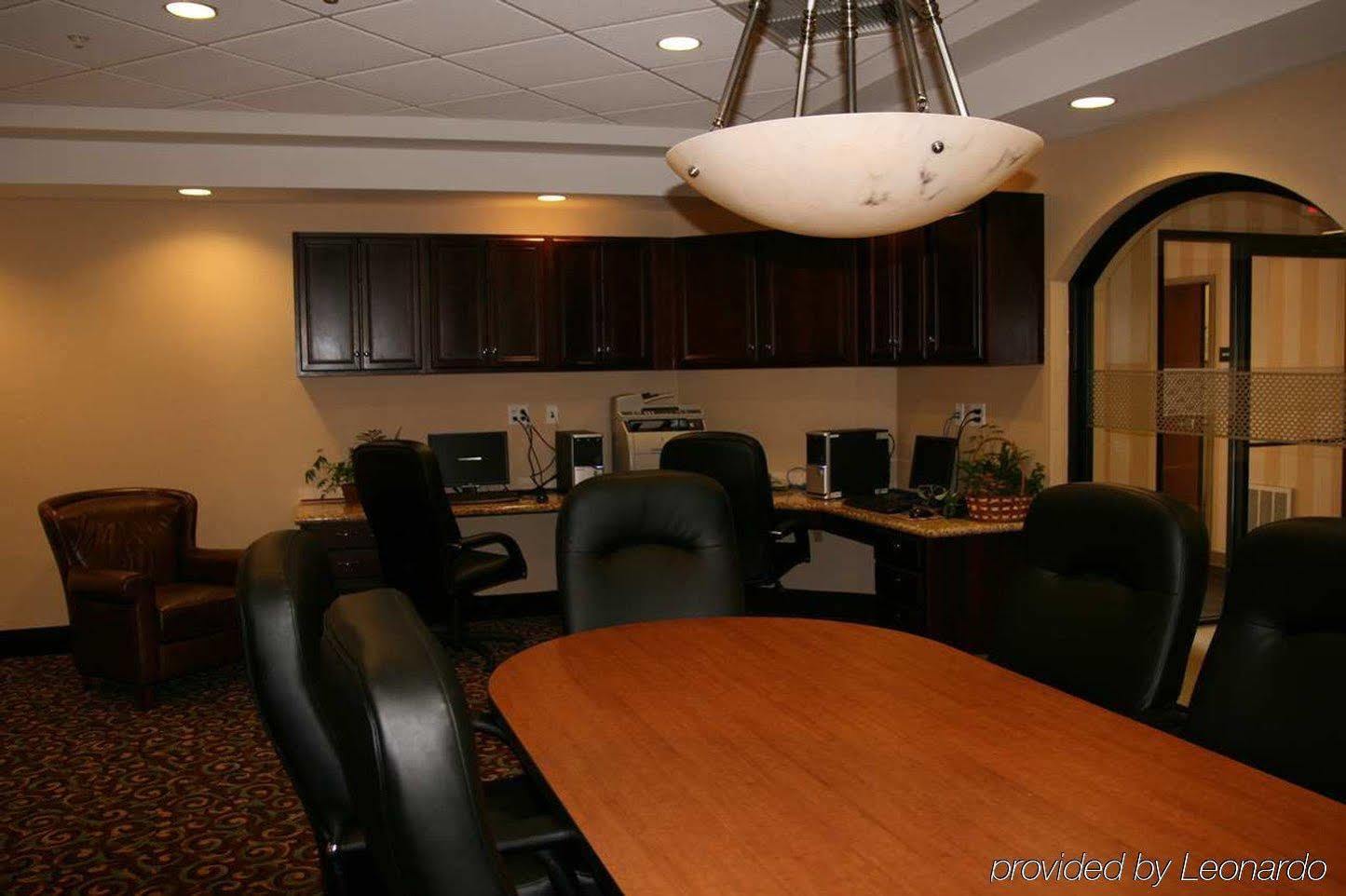 Hampton Inn Γουοτερτάουν Εξωτερικό φωτογραφία